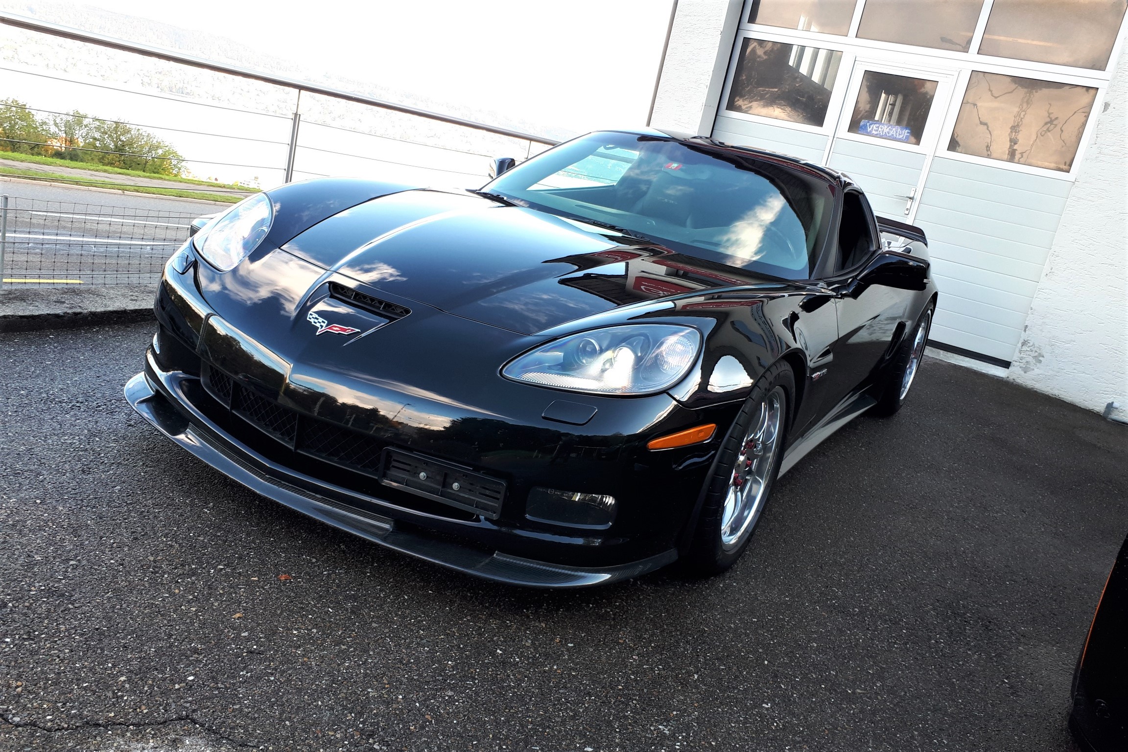 Z06exStrebelfrtsideangled