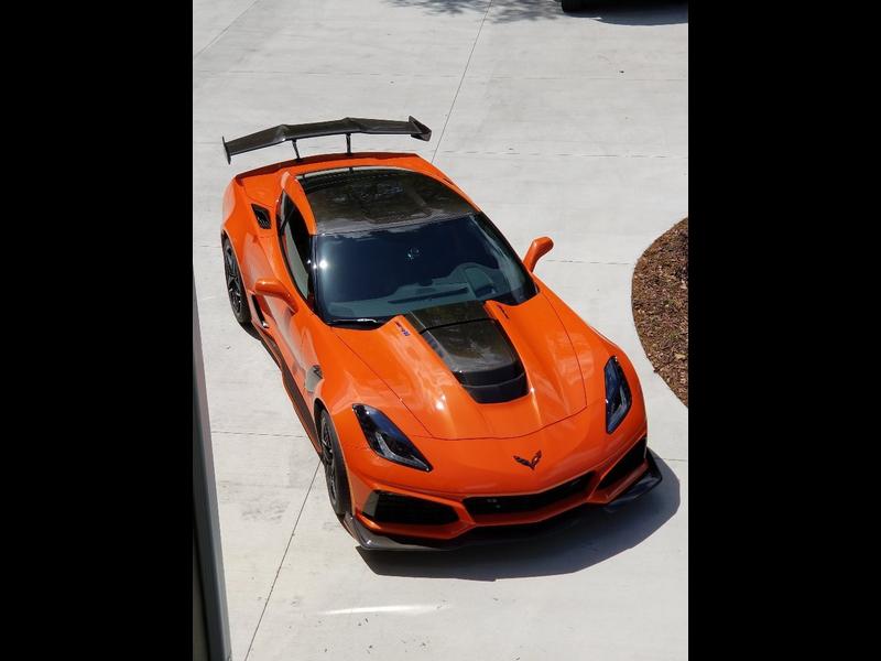 ZR1 19 orange Coupe frt top