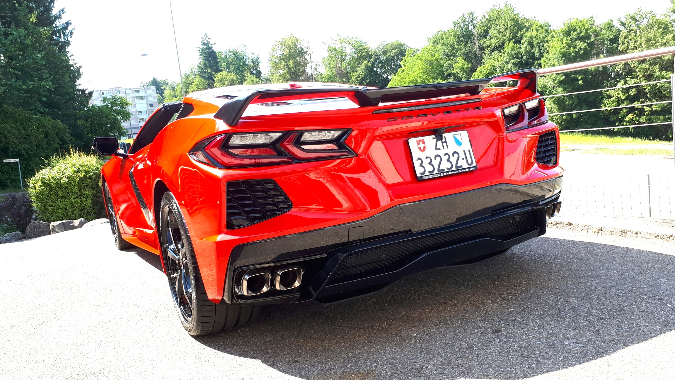 C8 ex Can. Torch Red rear ramp