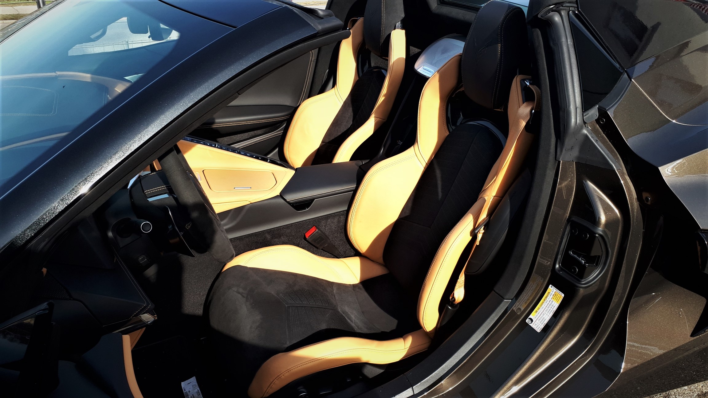 C8HTCZBinterseats