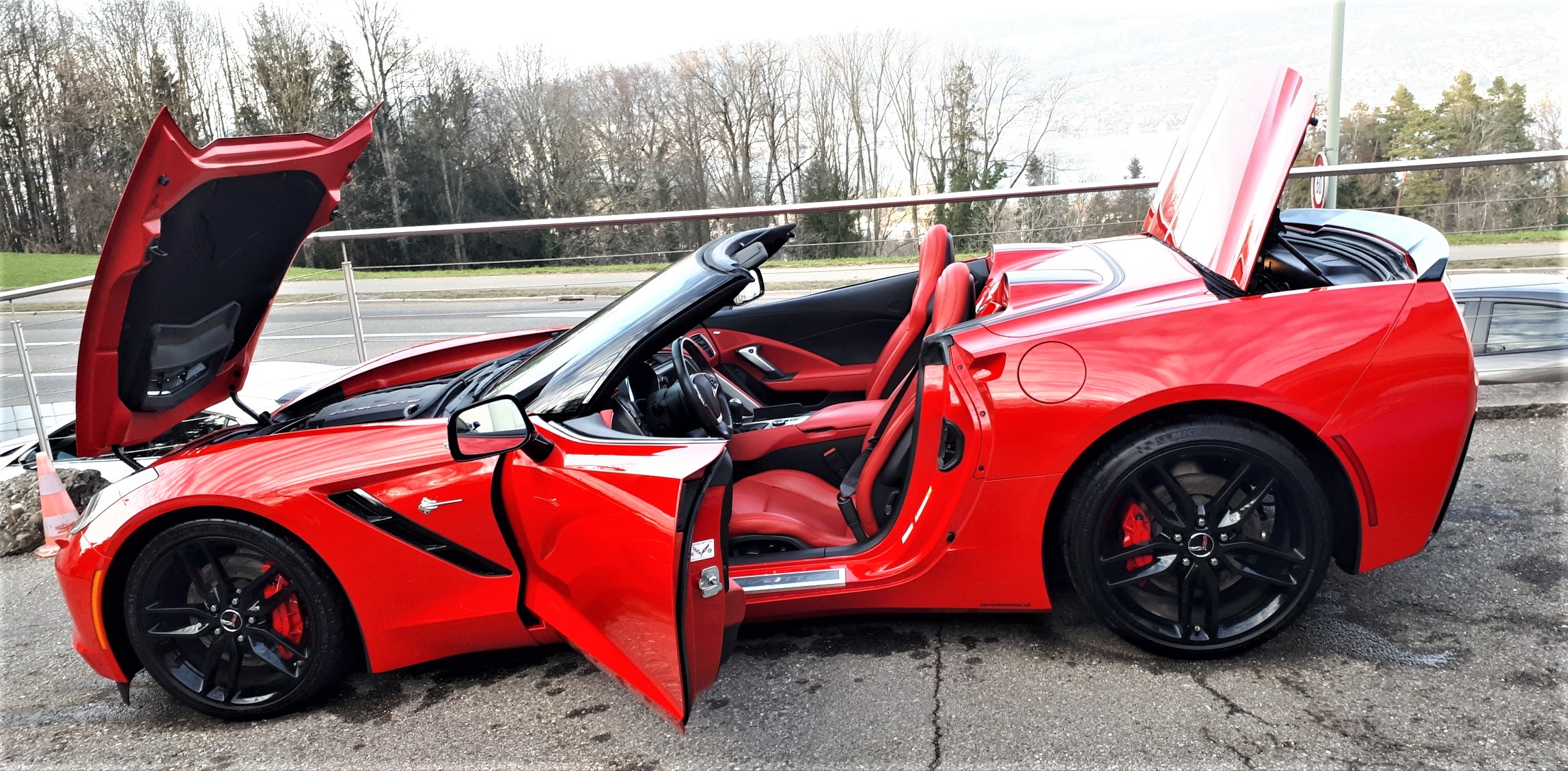 CORVETTE C7 Stingray Cabriolet mit 7-G Handschaltung