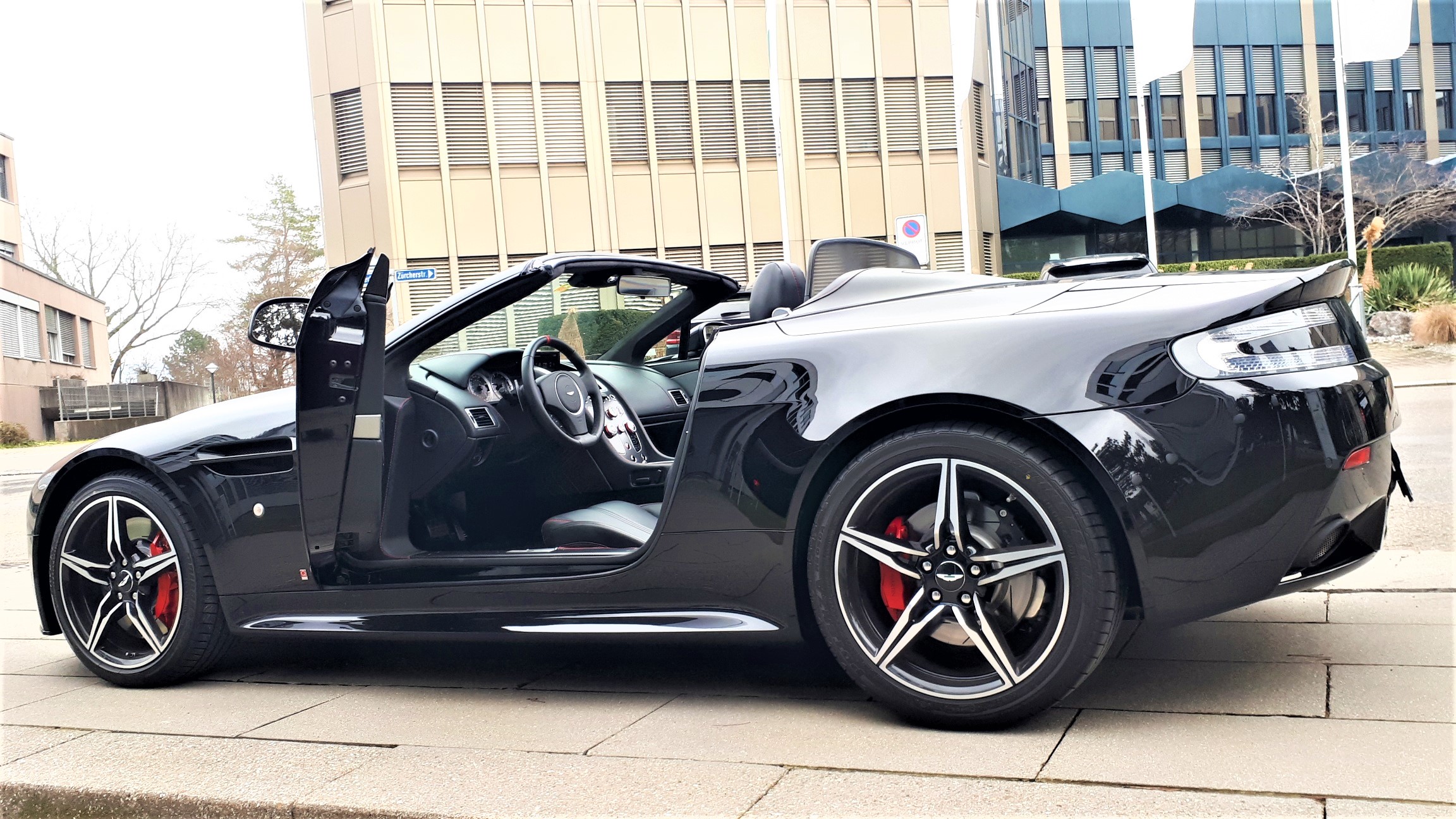 Top Gelegenheit!  Aston Martin Vantage S Cabriolet Sportshift