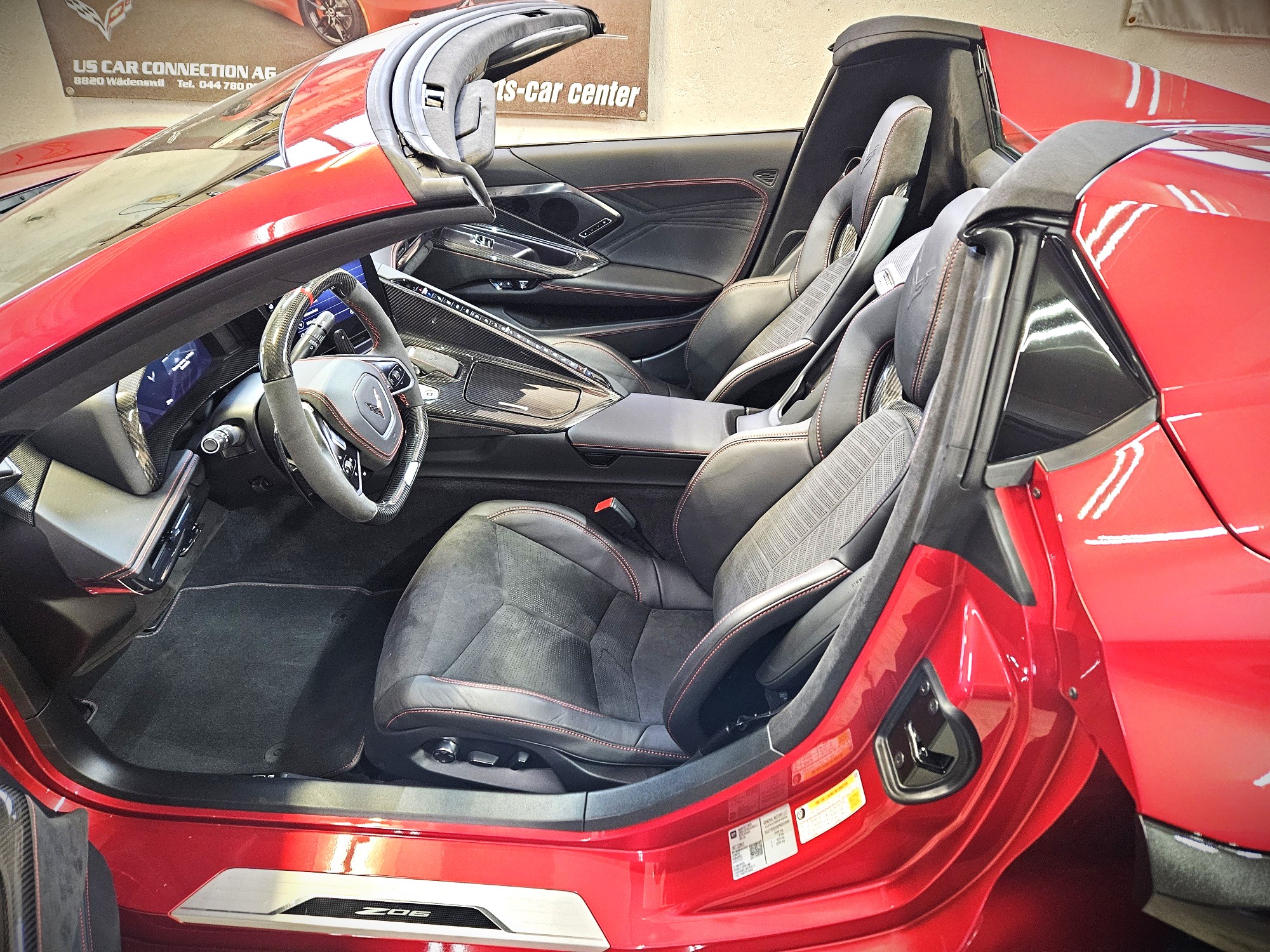 Z06HTCRedMistinterioropendoorins