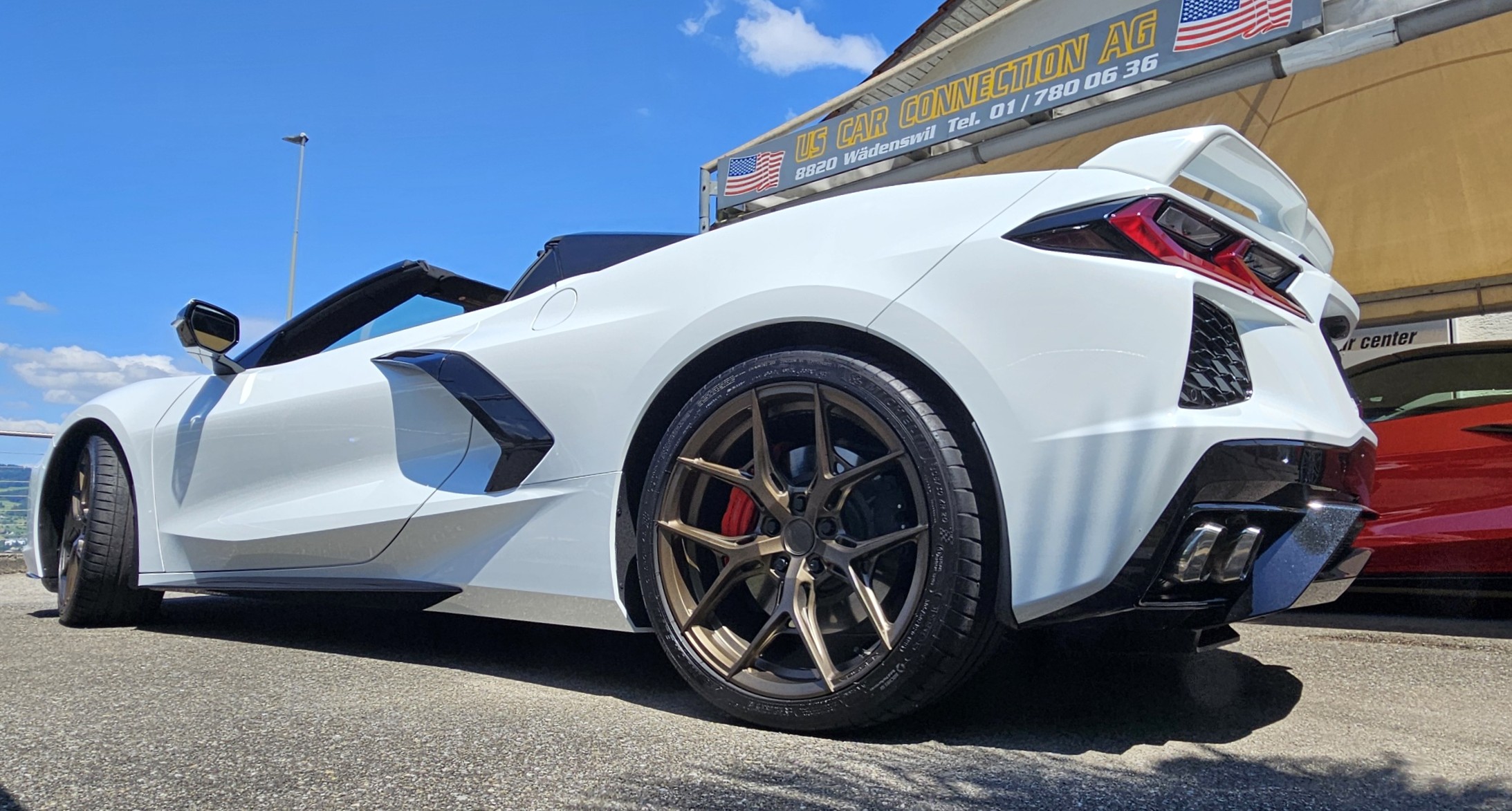 C8HTCwhiteblexKohlerrearsidelowVossenbr